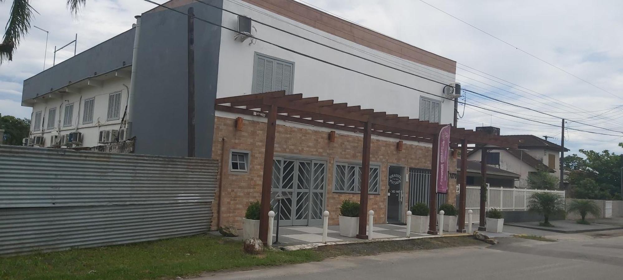 Girassol Inn 2*