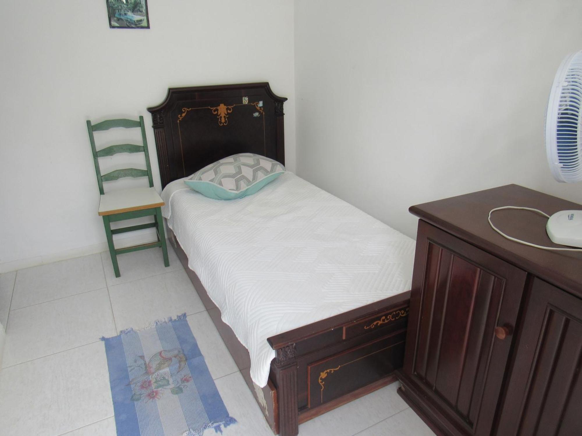 Girassol Inn